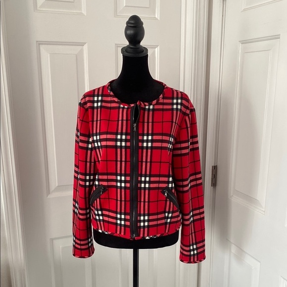 Cartise Red and Black Tartan Cropped Jacket with Zipper - Picture 1 of 10